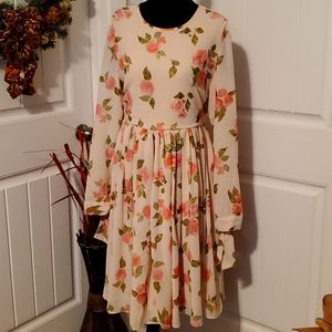 Rachel Parcell Floral dress